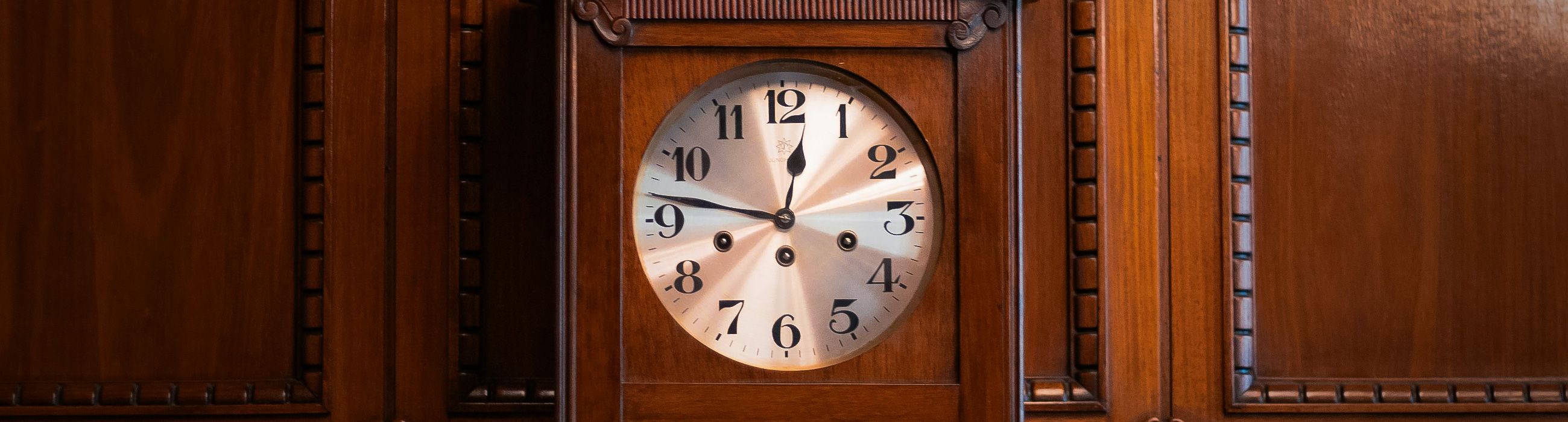 Orologi da parete e da tavolo